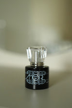 Lade das Bild in den Galerie-Viewer, AMORE MIO - UNISEX (Extract de Parfum)
