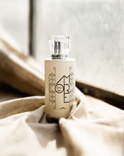 Lade das Bild in den Galerie-Viewer, AMORE DOLCE - UNISEX (Extract de Parfum)
