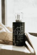 Lade das Bild in den Galerie-Viewer, AMORE MIO - UNISEX (Extract de Parfum)
